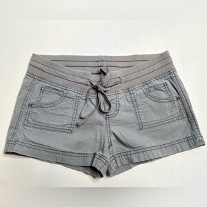 Arizona jean co gray shorts size 3